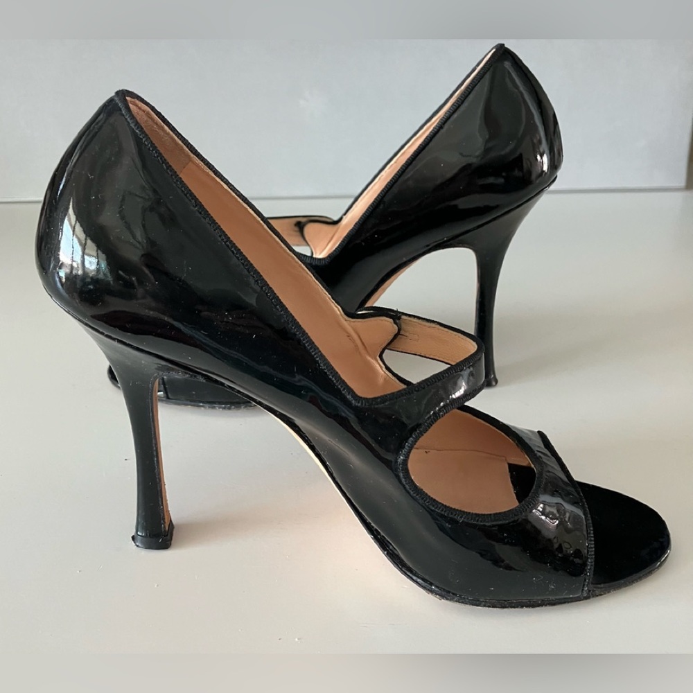 Manolo Blahnik Black Patent Leather Heels
